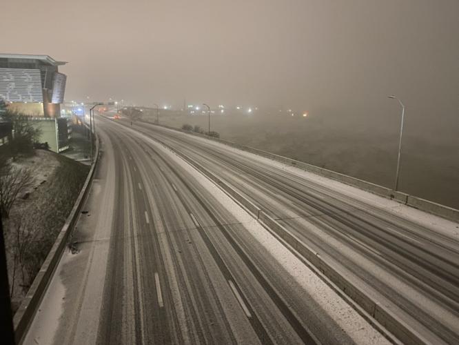 WINTER STORM 12-22-22 I-64 LOUISVILLE.jfif