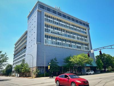 Bank of Louisville building 7-7-23