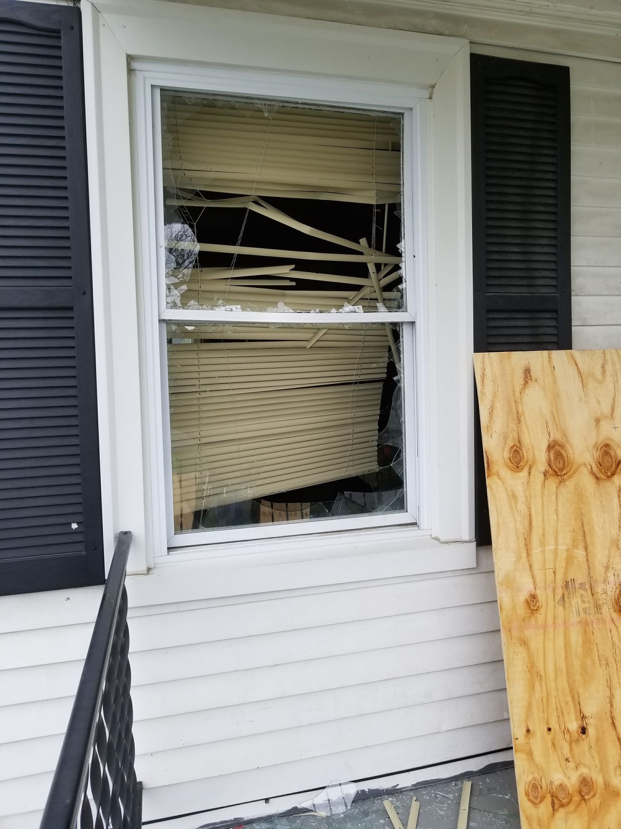 Home of Nashayla Jones after April 27, 2017 LMPD SWAT incident