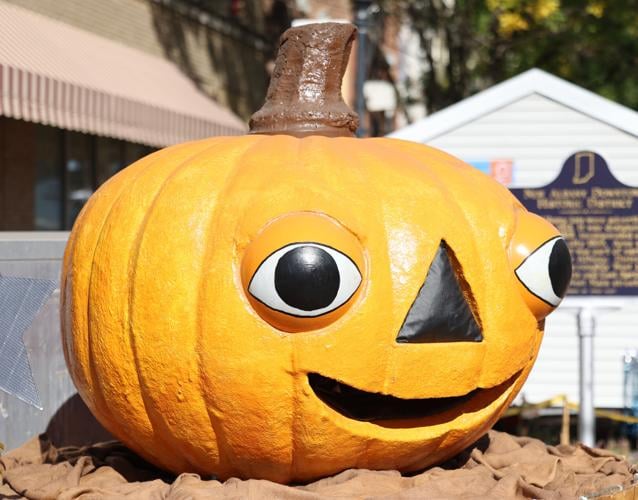 Harvest Homecoming pumpkin.JPG