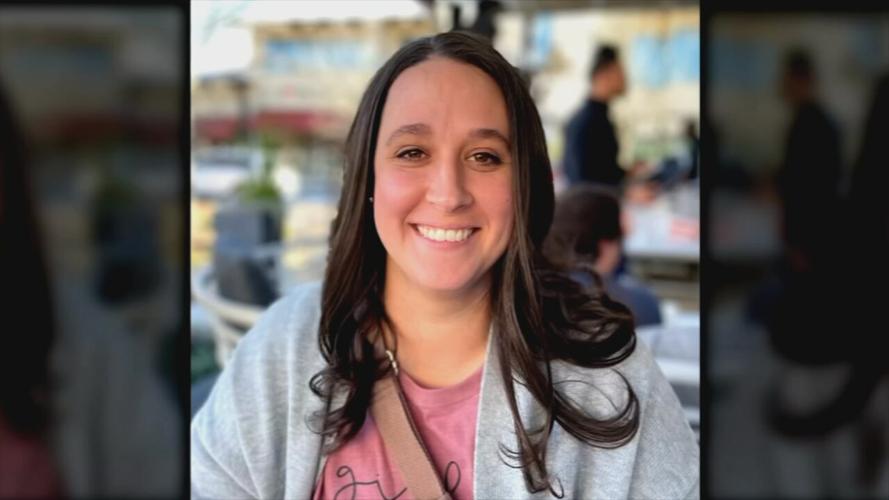 LEWIS TRIAL DAUGHTER TESTIFIES