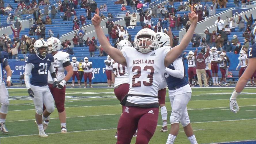 Elizabethtown football suffers 1st loss of the season in 3A state championship
