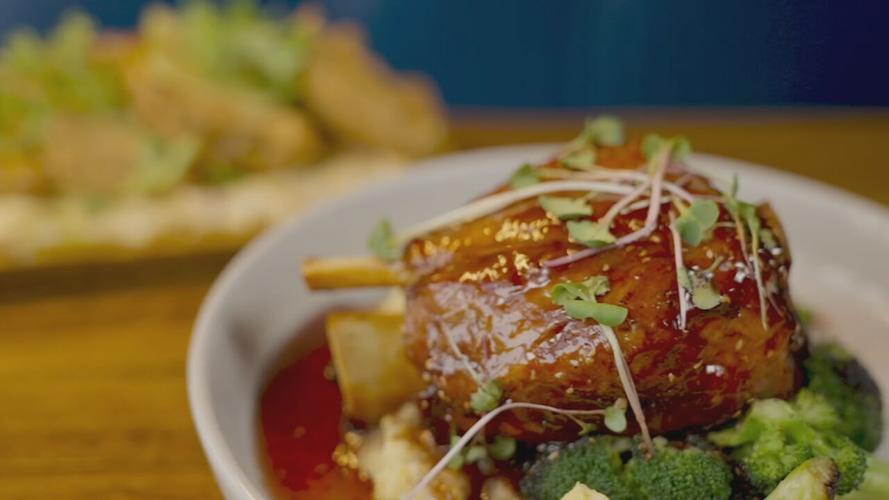 1816 Modern Kitchen and Drinks