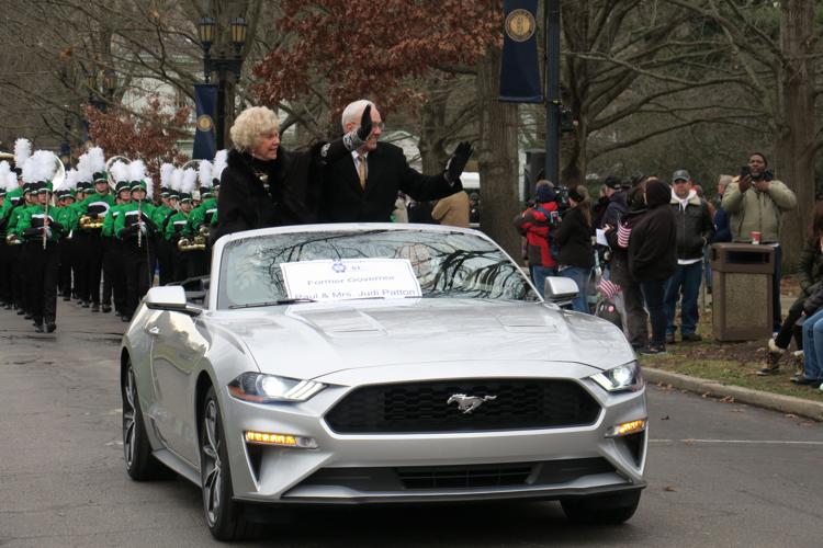 BESHEAR INAUGURATION DAY -PARADE 12-12-10-19  (13).JPG