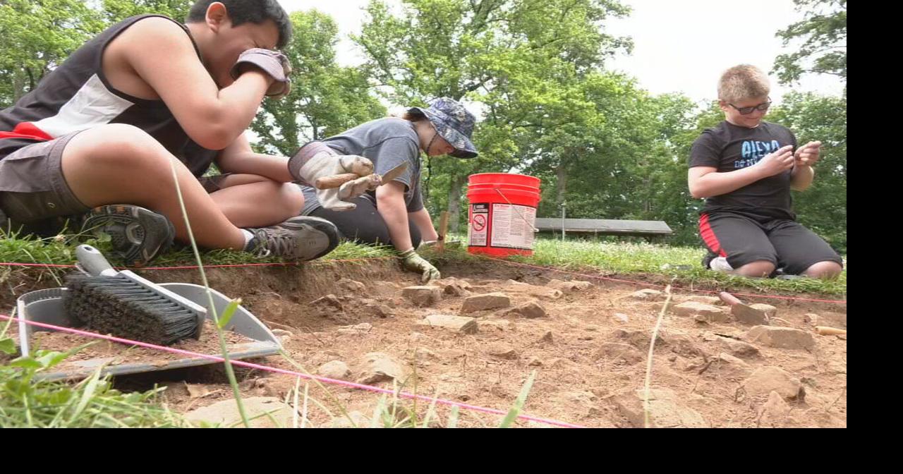 UofL, Kentucky School for Blind team up for archaeological dig