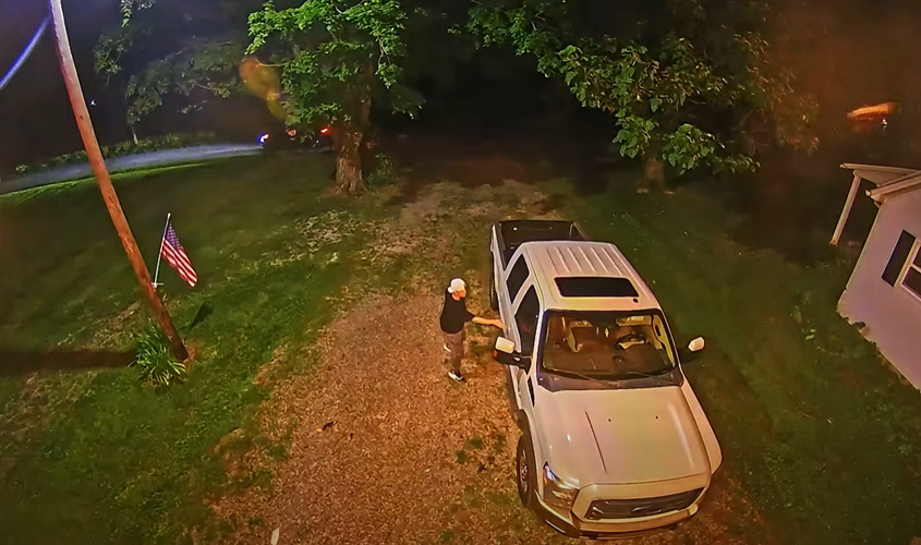 SUSPECT BREAKING INTO UNLOCKED CAR.png