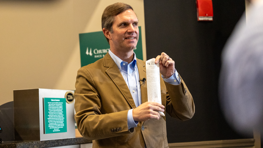 Gov. Beshear makes first legal sportsbook bet