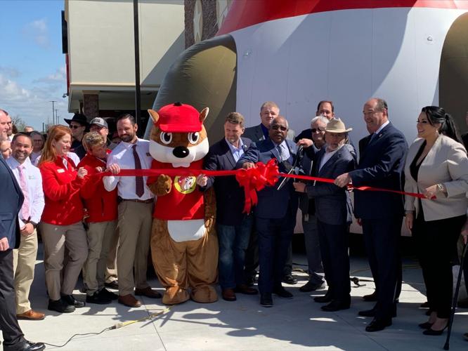 BUC-EE'S - OPENING RICHMOND KY 4-19-2022 2.jpg