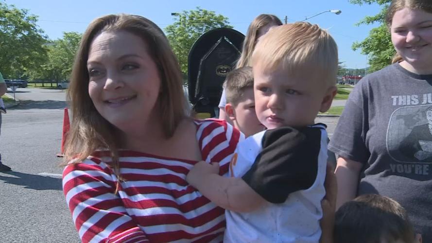 SUPERHERO WELCOMES KY TODDLER - KENNETH HOWARD - 5-19-19 - CNN (1).jpg