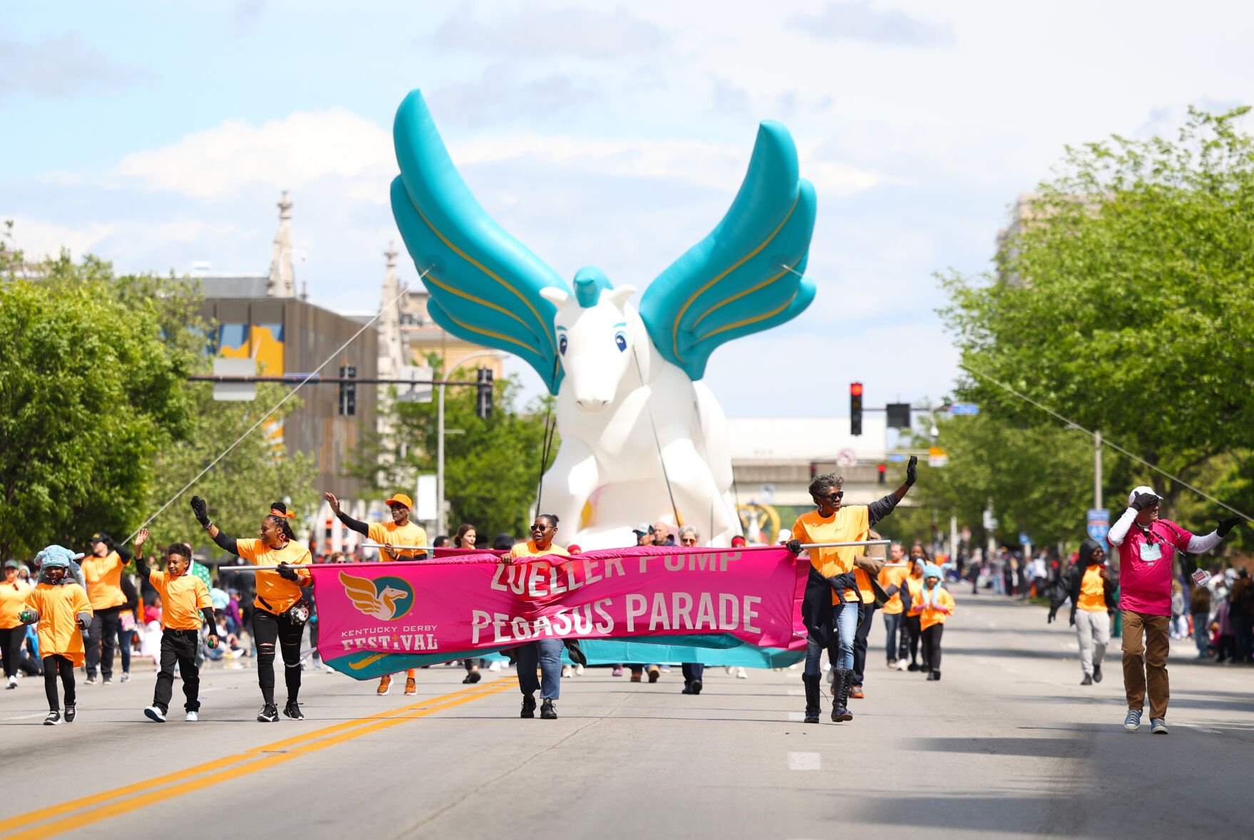 Pegasus blimp marches down parade.JPG