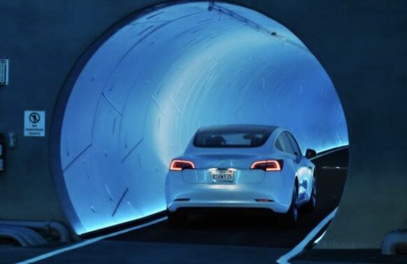 Visualization: car driving into Kentucky Expo Center tunnel