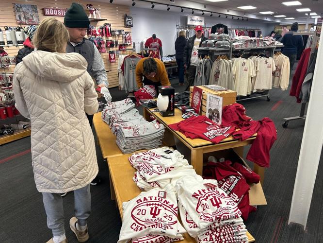 BLOOMINGTON DAY AFTER NATIONAL TITLE 3.jpg