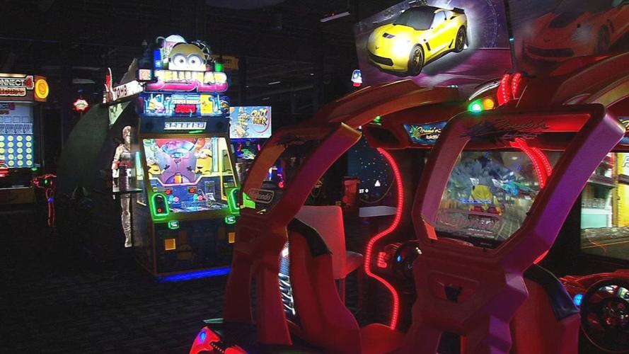 DAVE AND BUSTERS MEDIA TOUR 4 PKG.transfer_frame_4883.jpg