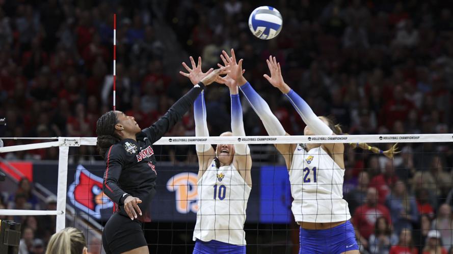 Louisville volleyball Final Four-13.jpg
