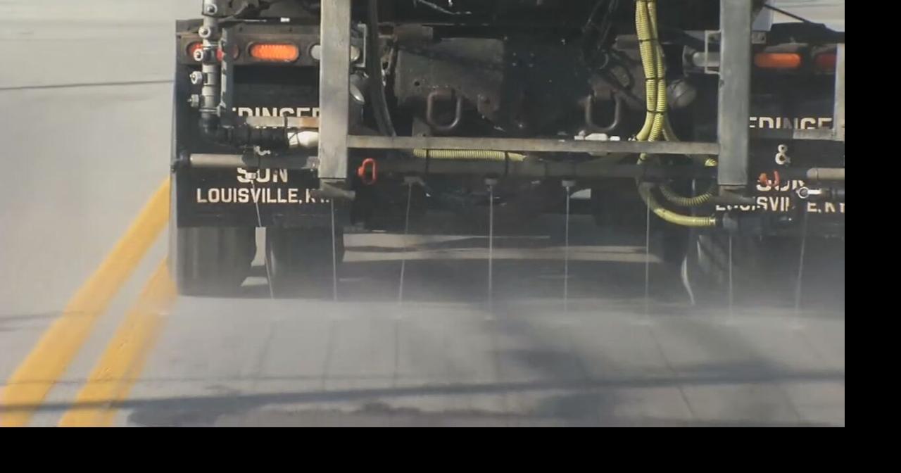 Crews in Kentucky, Indiana preparing for another round of winter weather this weekend