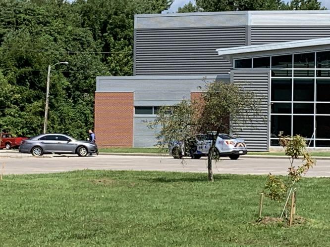 PLEASURE RIDGE PARK HIGH SCHOOL - POLICE ON SITE 8-18-2021  (3).JPG