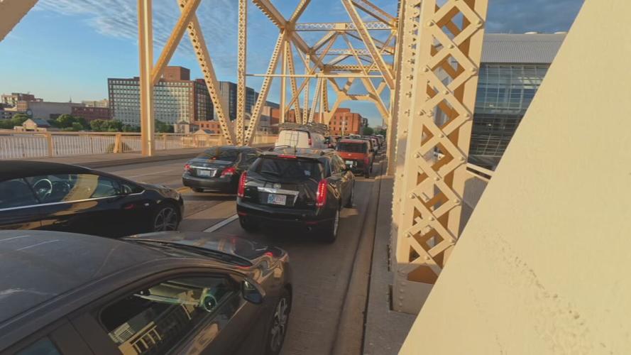2nd street bridge traffic