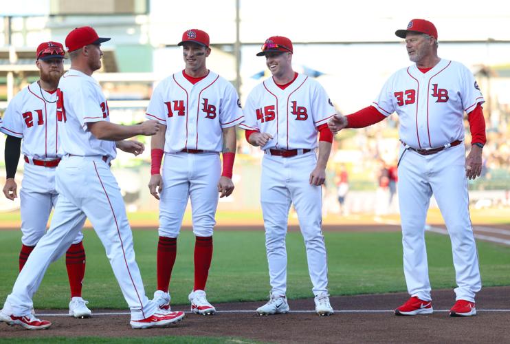 Bats manager Pat Kelly.JPG