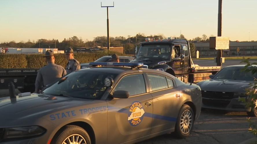 KY MAN STEALS POLICE CRUISER, LEADS CHASE 11-6-2021 (3).jpeg