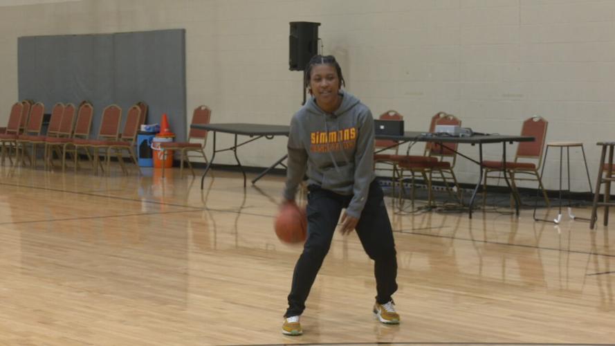 SIMMONS VS. FISK WBB PREVIEW