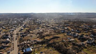 DAWSON SPRINGS CLEANUP FOLO (2).JPG