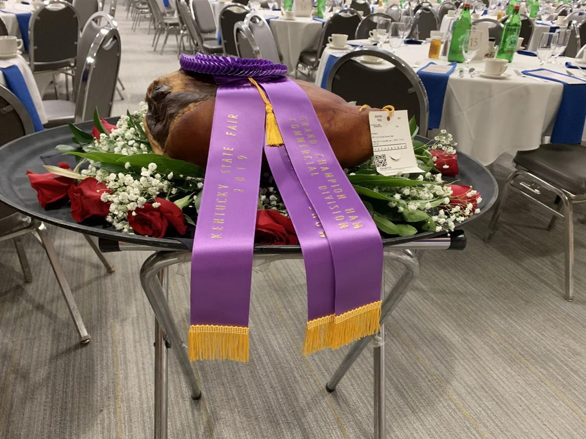 Grand Champion Ham Fetches 1m At Kentucky State Fair S Annual