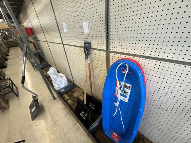 Snow preps around Kentuckiana