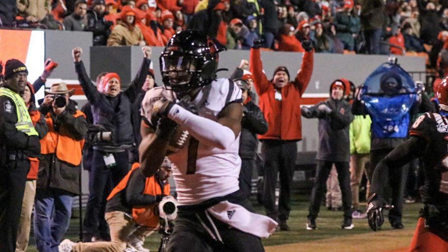 Dez Fitzpatrick celebrates TD reception