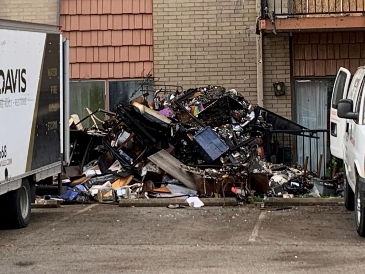 Smoky condo fire in St. Matthews injures 2, forces dozens to be