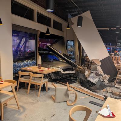 CAR THROUGH KIWAMI RAMEN