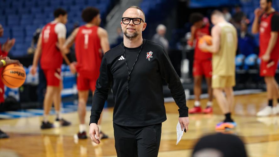 UL NCAA SHOOTAROUND-14.JPG