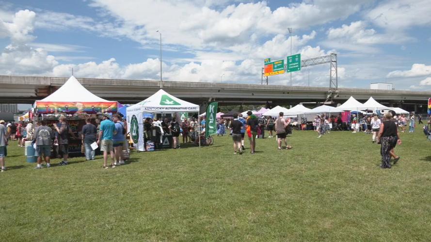 _KENTUCKIANA PRIDE FEST  (4).jpeg
