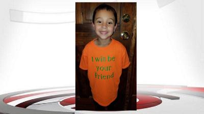 I will be your friend t-shirt boy
