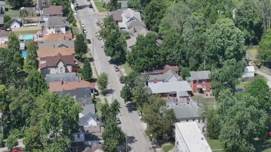 Houses in southern Indiana neighborhood