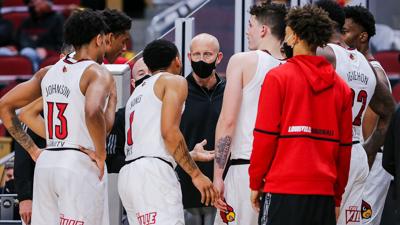 Louisville mask huddle