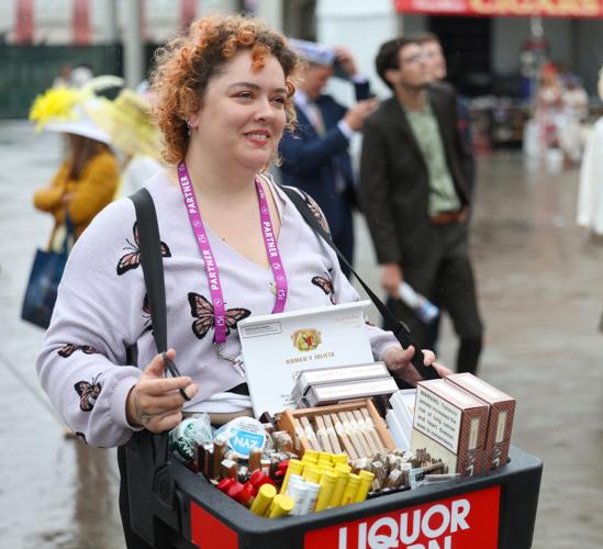 Vendor sells cigars at Churchill Downs.JPG