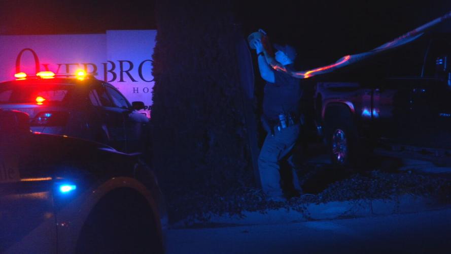 Several people shot, one man dead after shooting at Fern Creek apartment complex