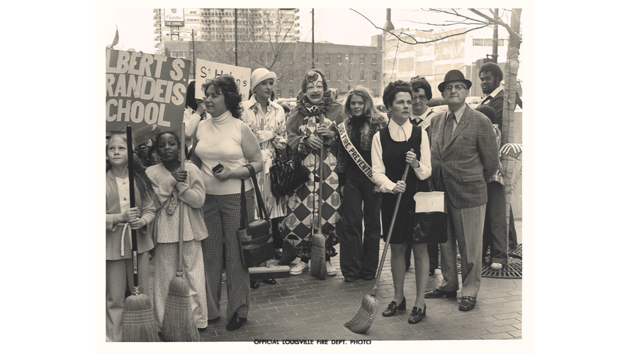 Presto the Magic Clown at an event in downtown Louisville