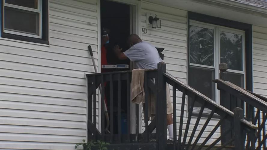 ETOWN MAN FEEDS COMMUNITY  (1).jpeg