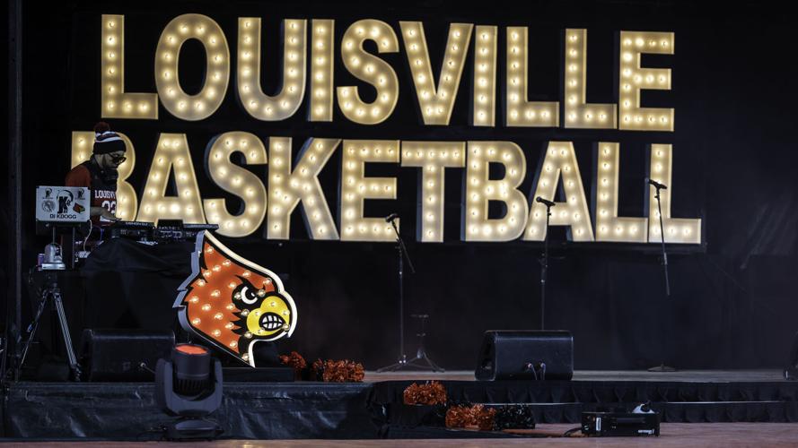 Louisville Live0748.jpg