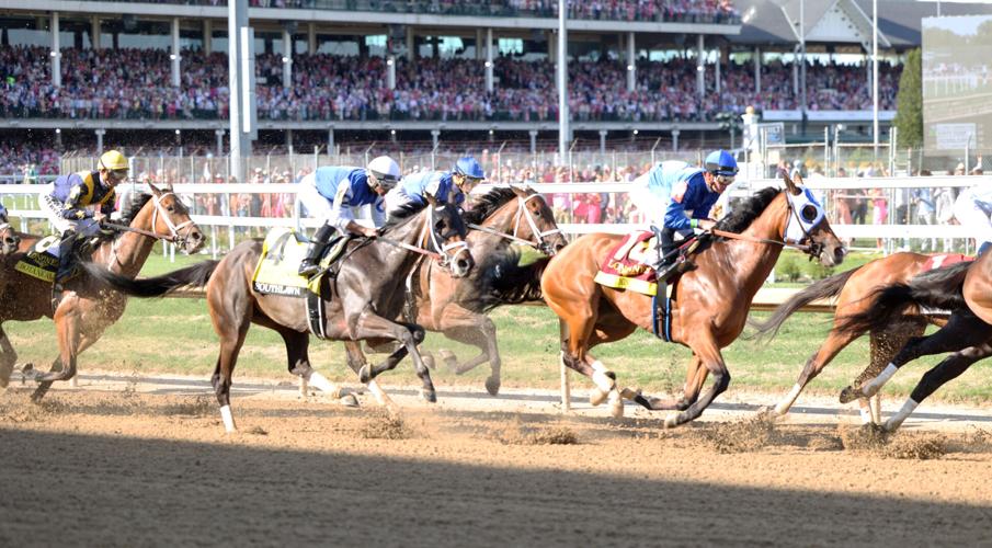 Oaks race at first turn.JPG