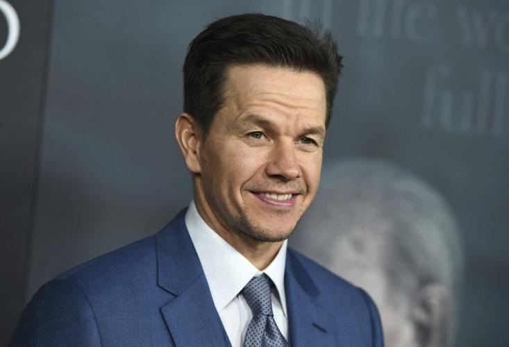 Mark Wahlberg arrives at world premiere.jpg
