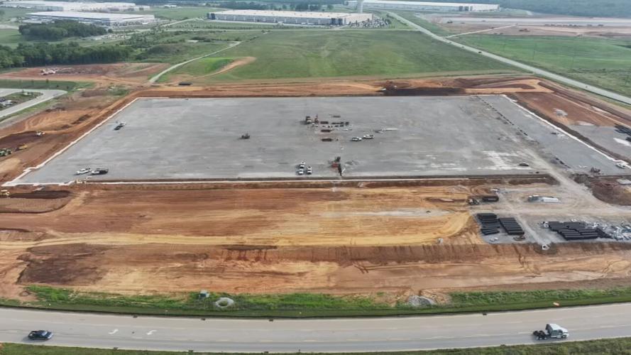 Aerial view of River Ridge construction