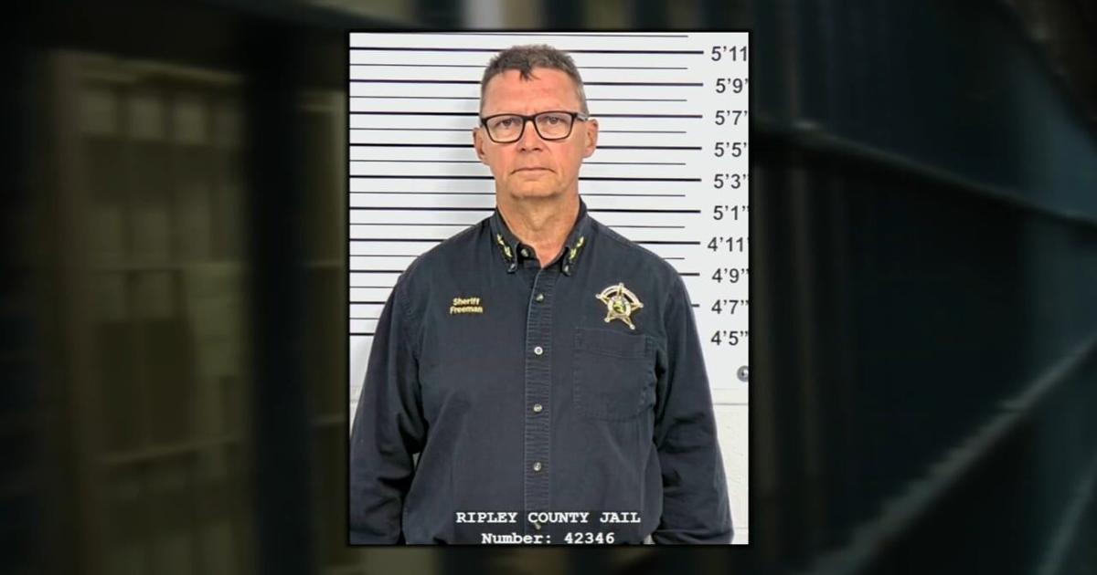 Southern Indiana sheriff indicted in campaign sign theft investigation