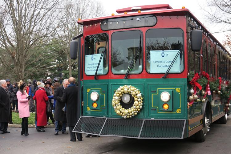 BESHEAR INAUGURATION DAY -PARADE 12-12-10-19  (17).JPG