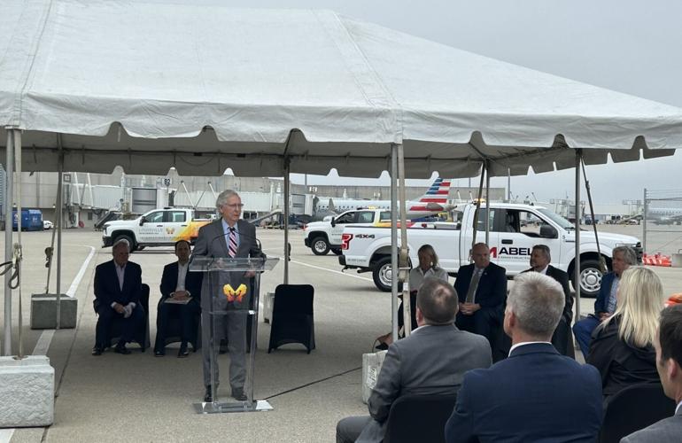 Mitchell McConnell at Louisville airport.jpg
