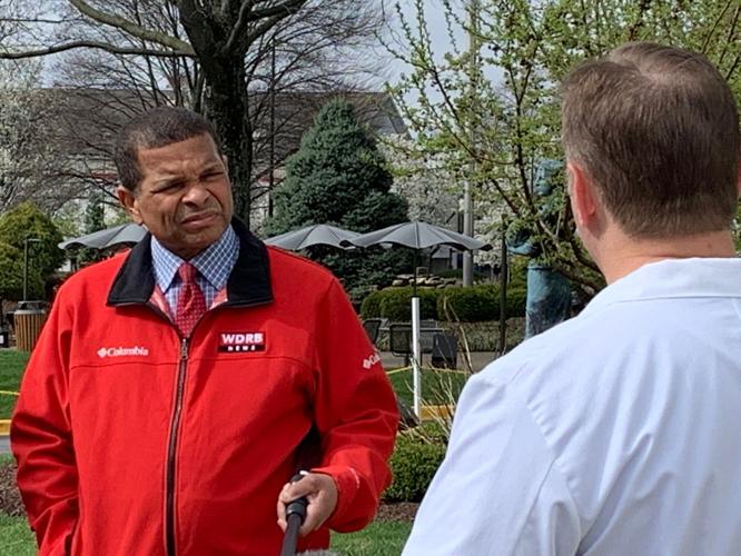 NORTON  HOSPITAL TRIAGE TENTS 3-23-2020  (4).JPG