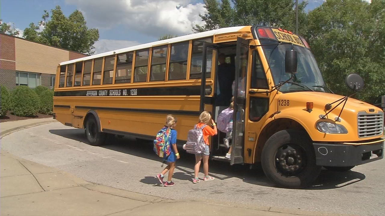 JCPS Superintendent Wants To Carry Positive Momentum Of First Day ...