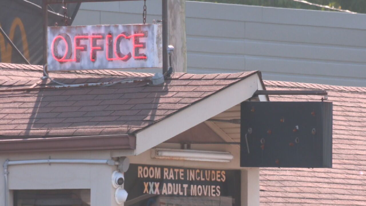 Crime-ridden Louisville Manor Motel On Dixie Highway Shut Down After ...