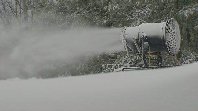 Curious Ask Chris How Does Paoli Peaks Make Snow News Wdrb Com